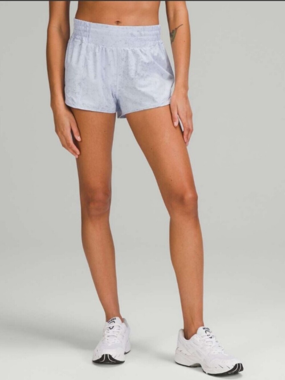 Lululemon Hotty Hot High-Rise Lined Short 2.5" Gravel Dust Pastel Blue Multi 8